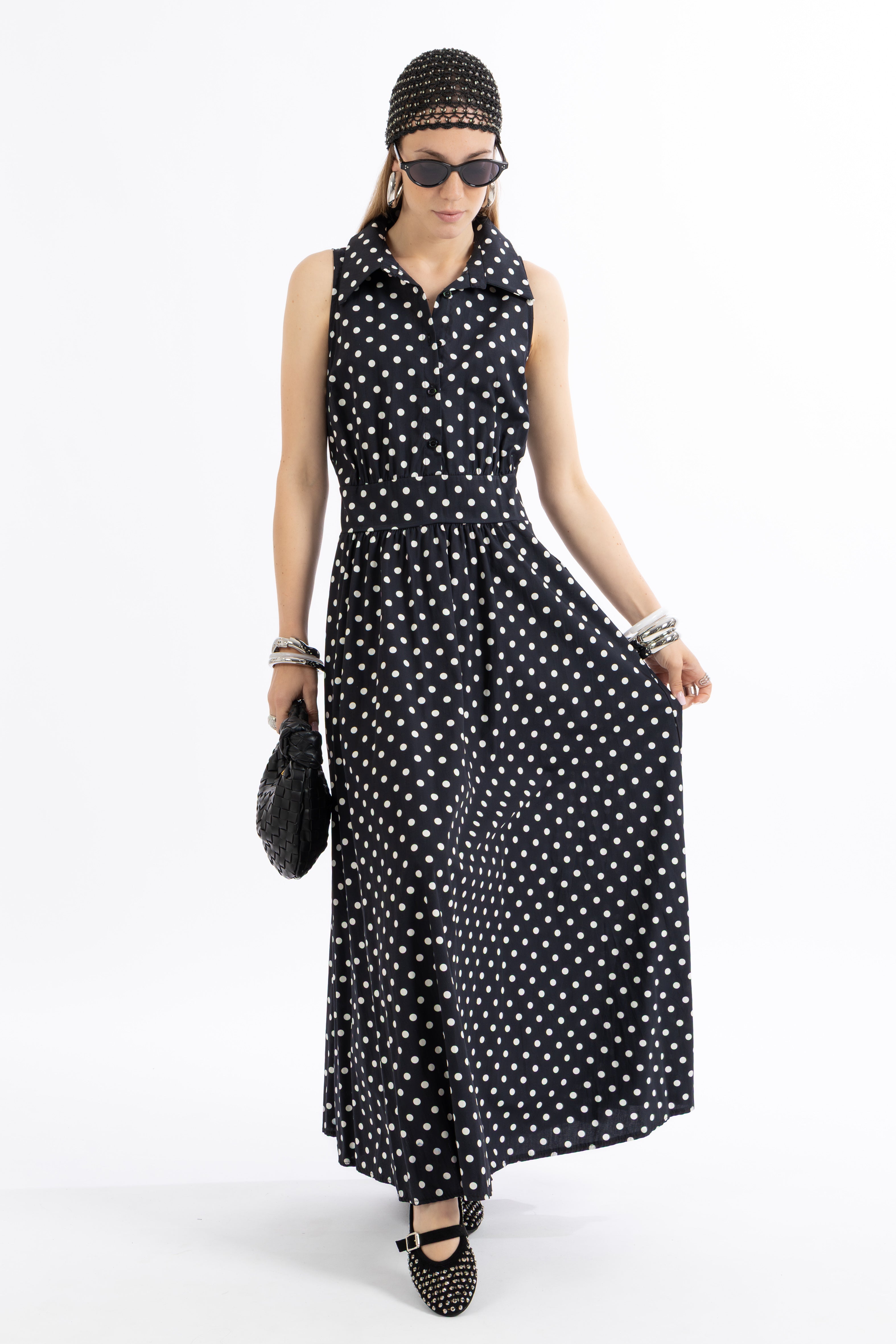 Abito nero con pois