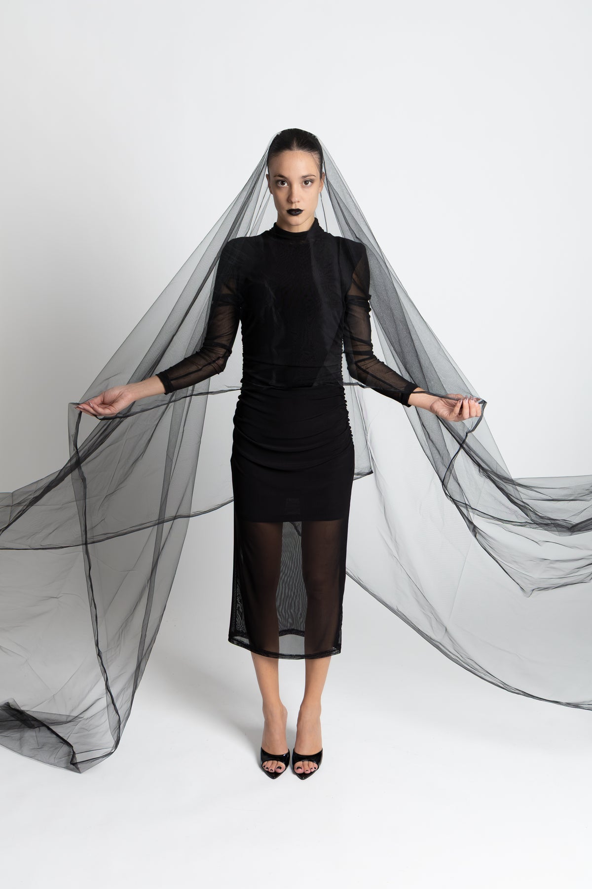 Abito lungo tulle nero
