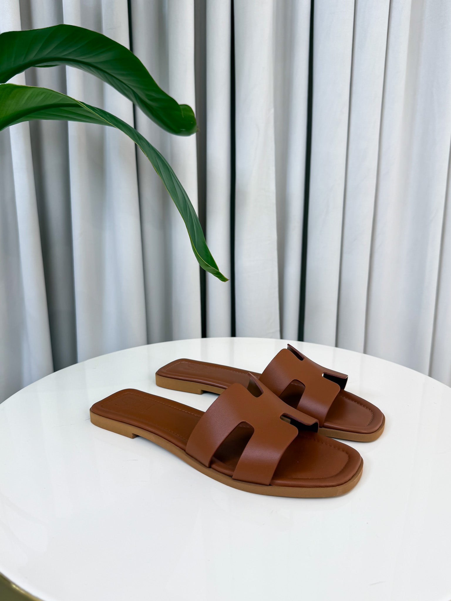 Ciabattina in pelle color cuoio