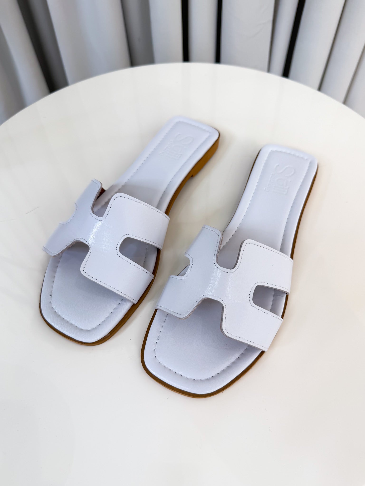 Ciabattina in pelle bianco