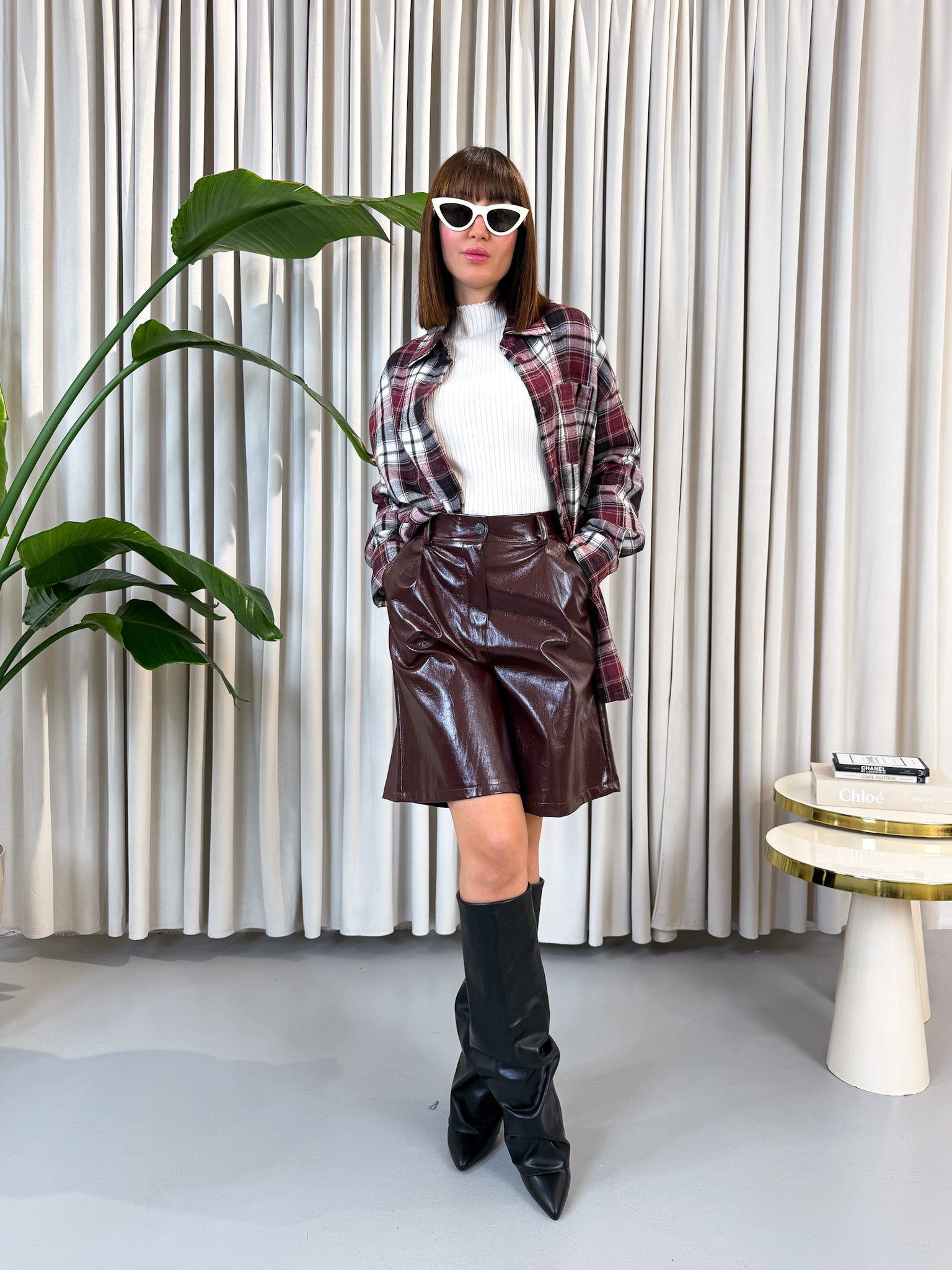 Camicia over a quadri bordeaux