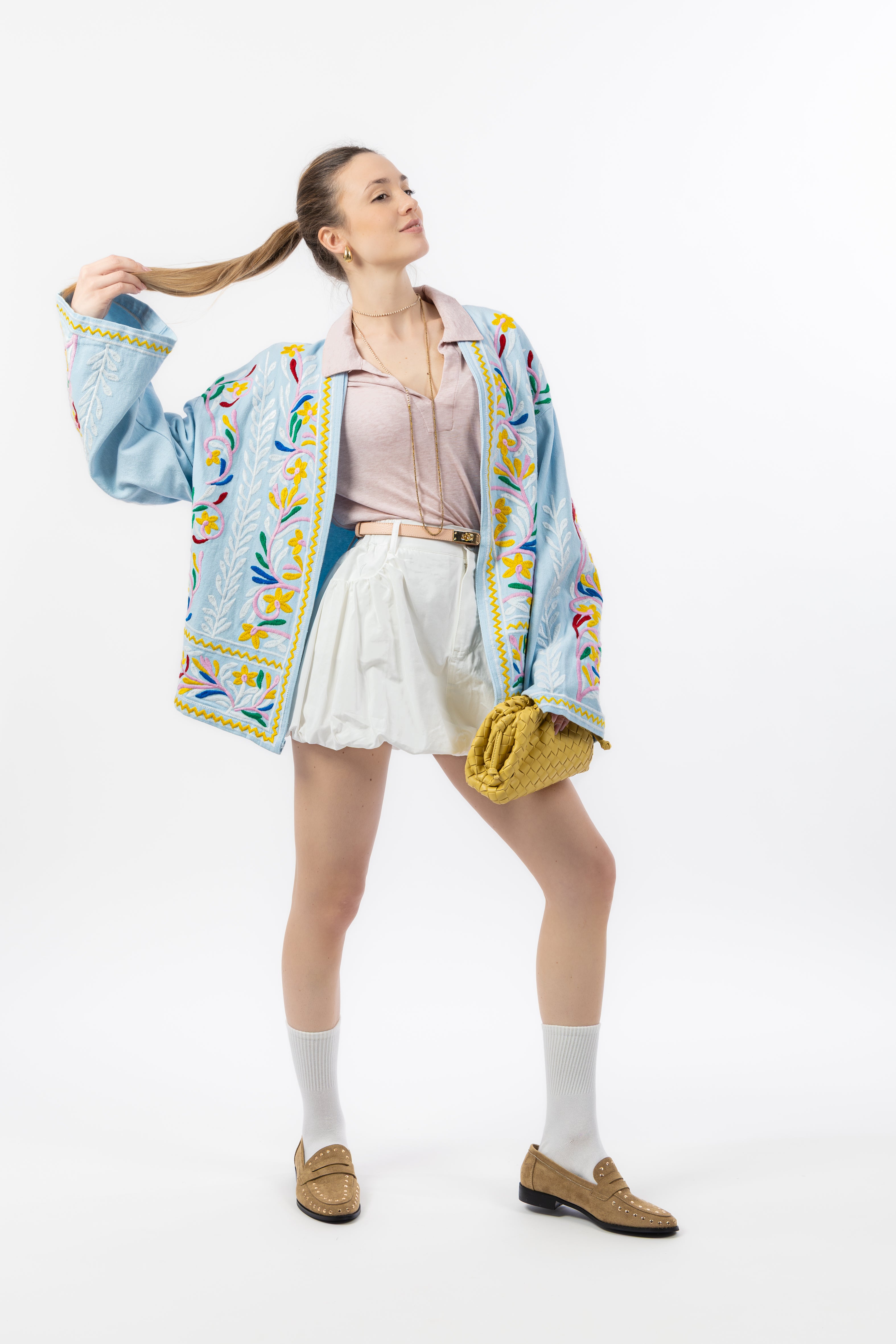 Cardigan denim chiaro con ricami