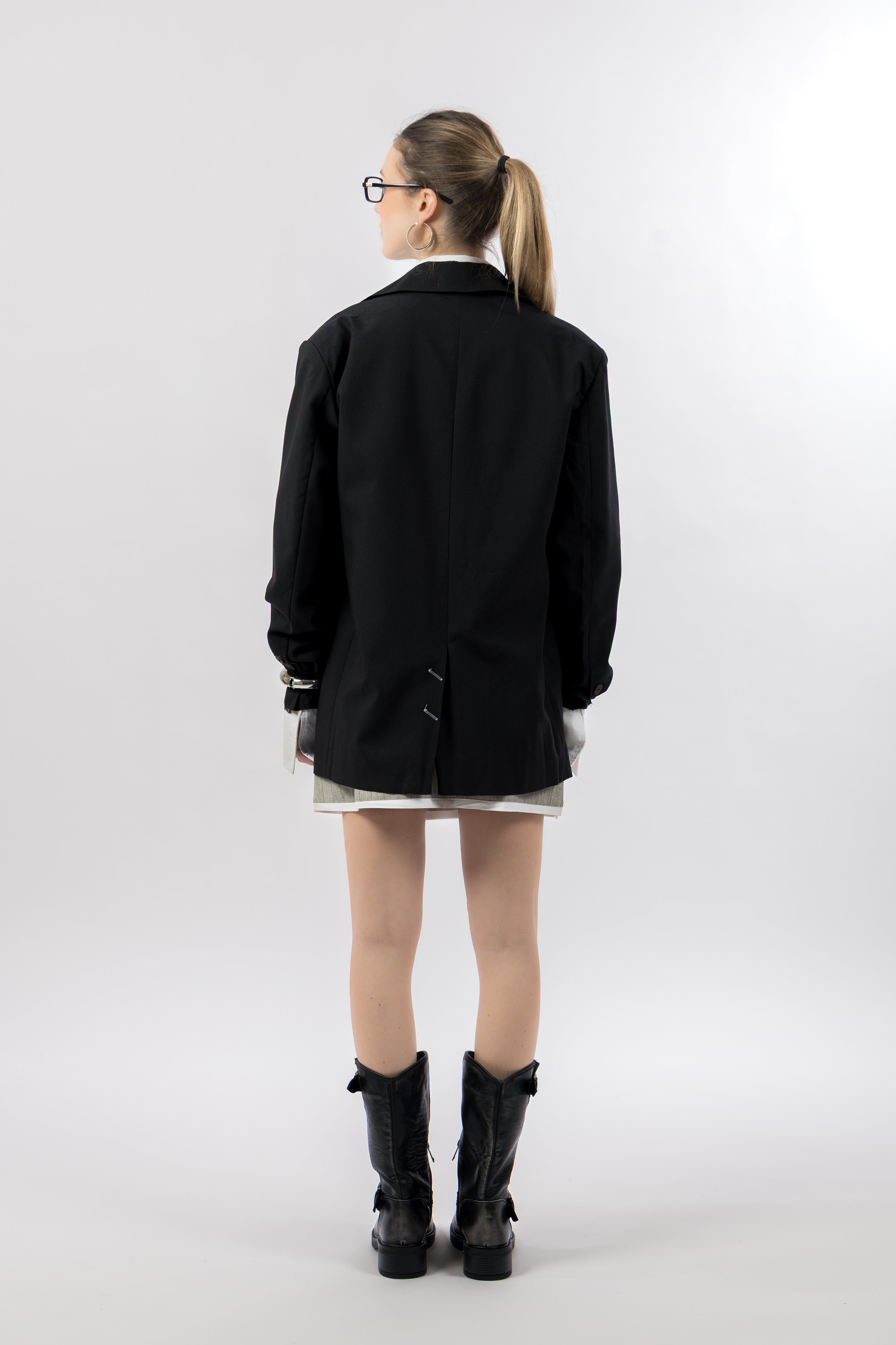 Blazer over nero
