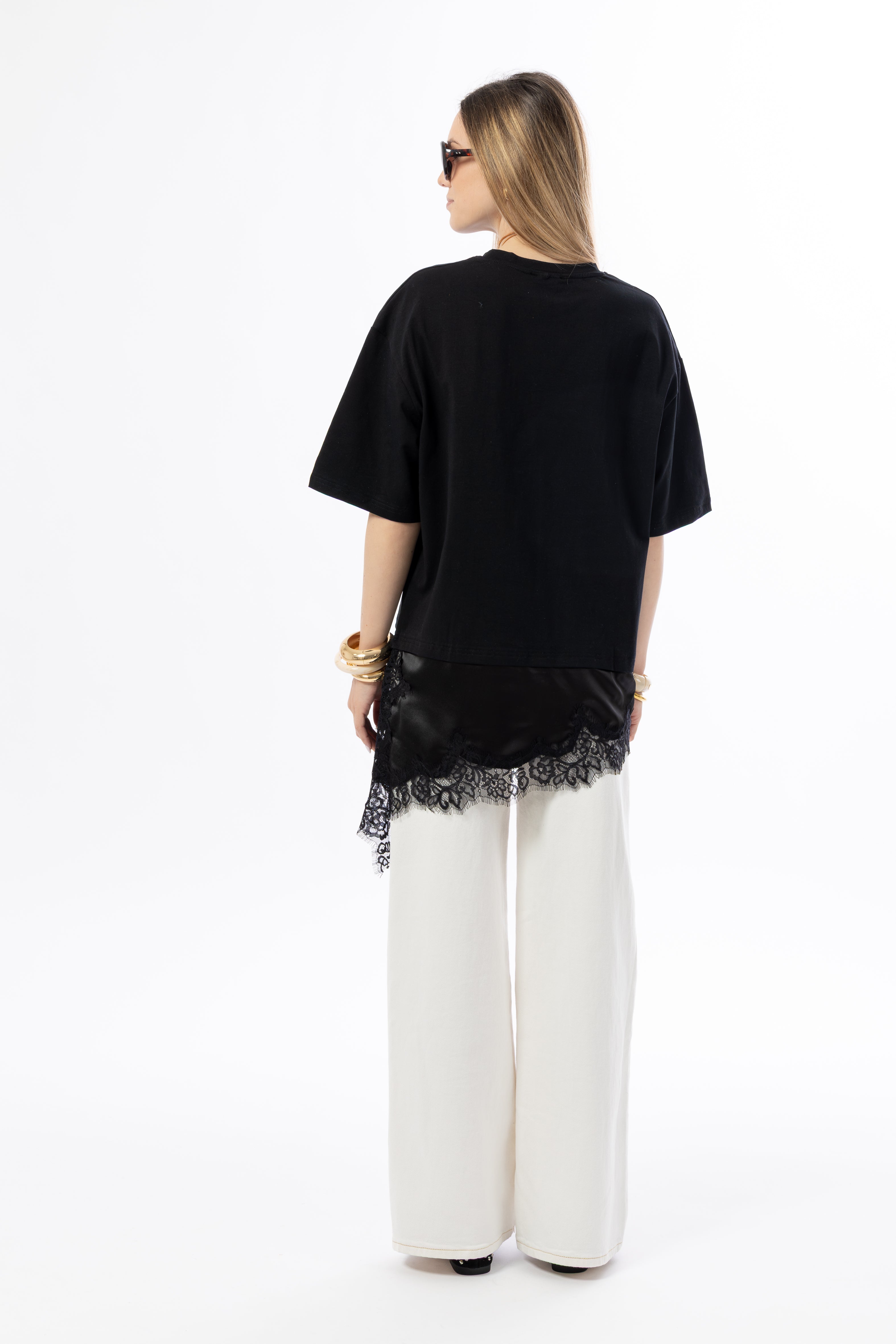 T-shirt asimmetrica pizzo nero