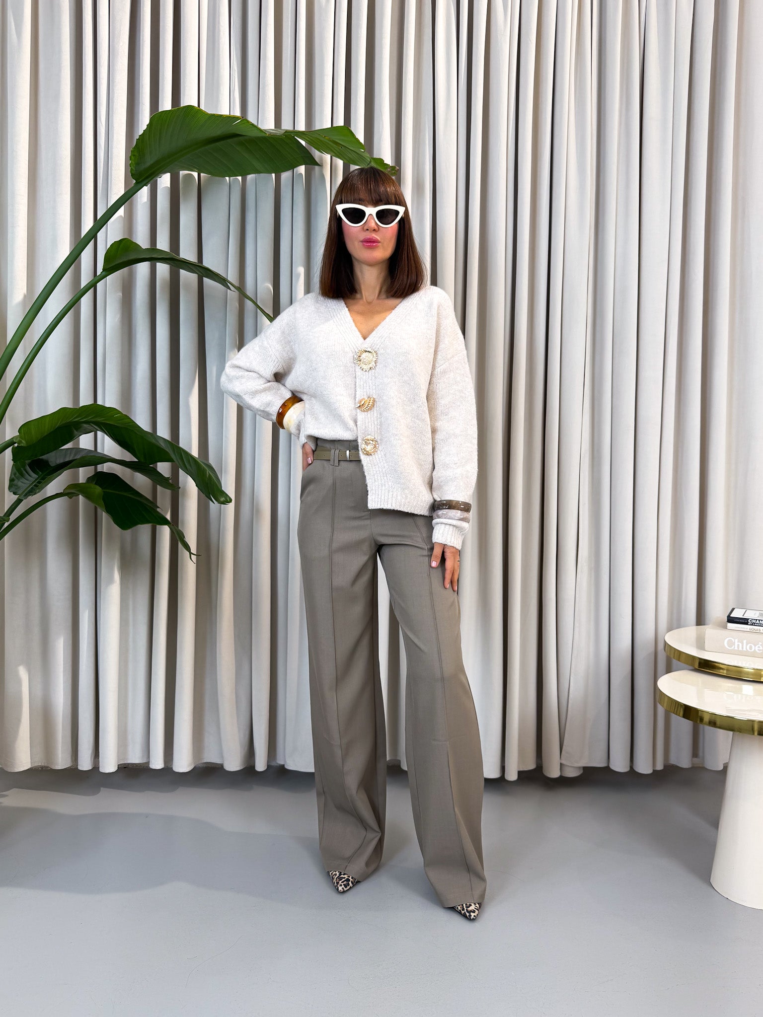 Pantalone a palazzo taupe