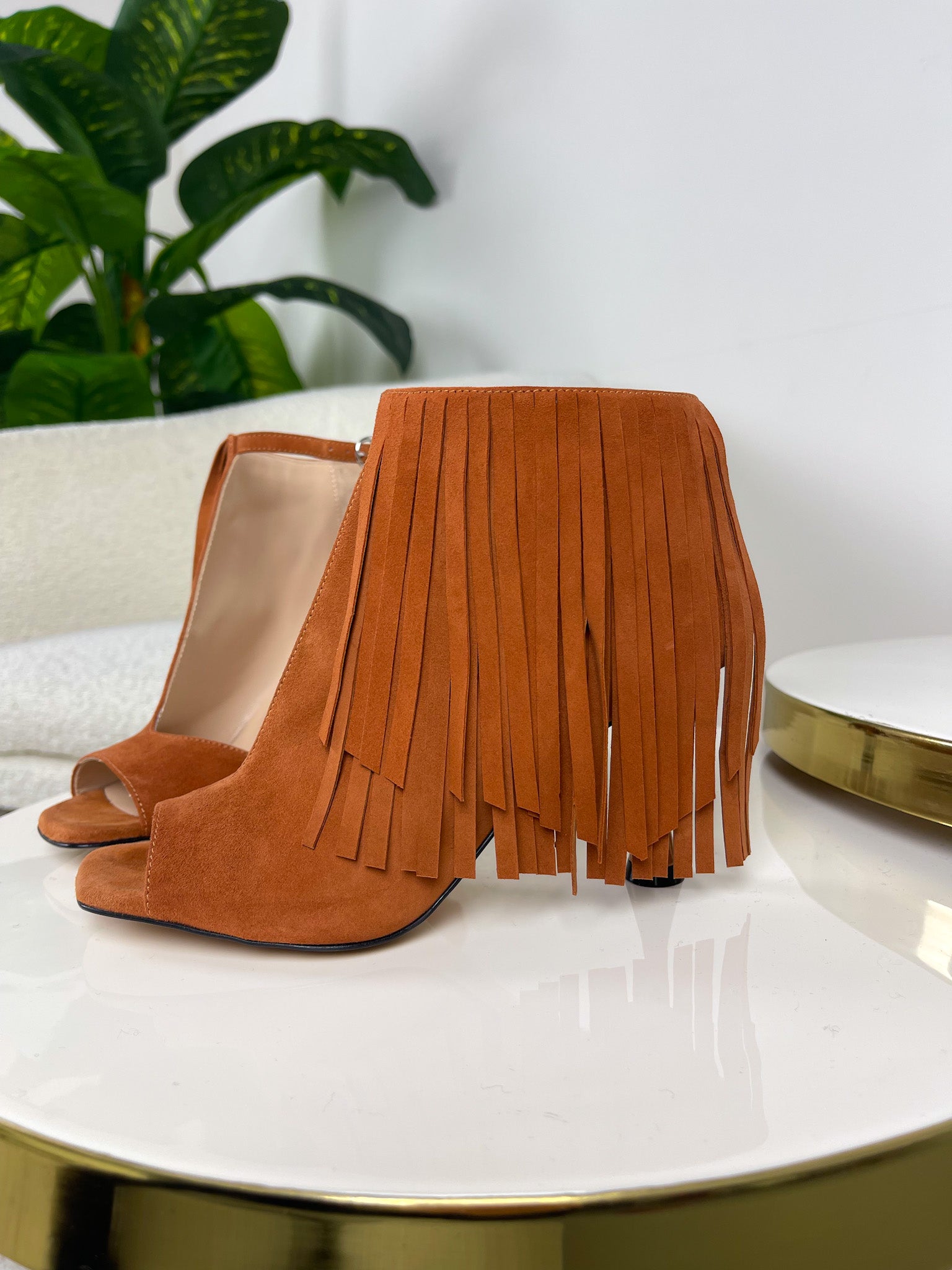 Sandalo frange open toe in suede color cuoio