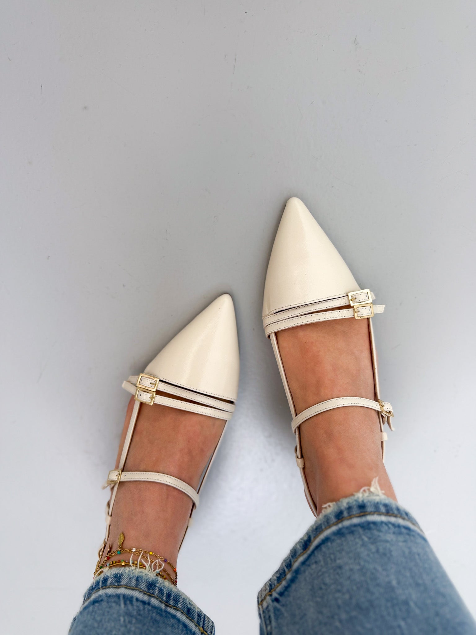 Slingback in vernice panna