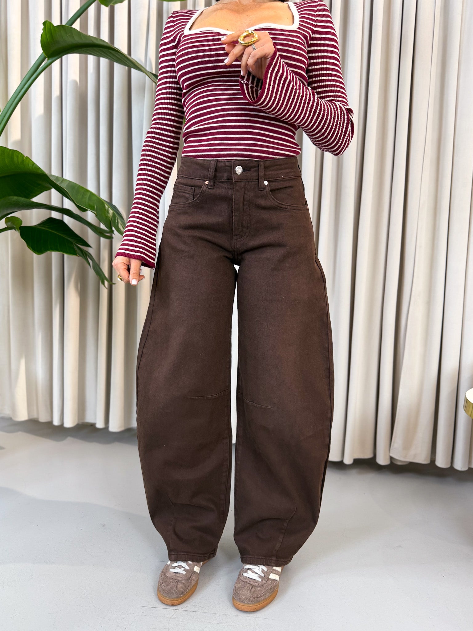 Jeans barrel marrone