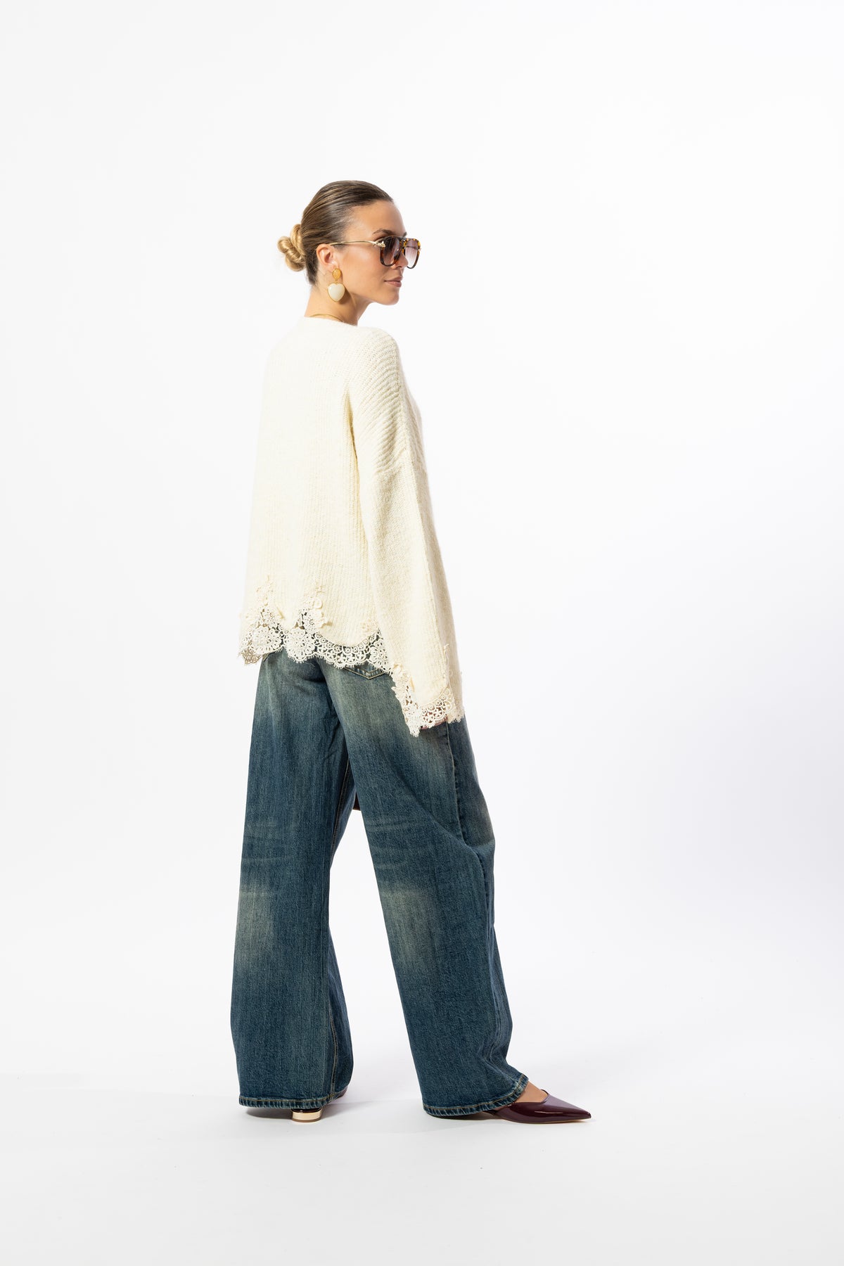 Cardigan burro con pizzo
