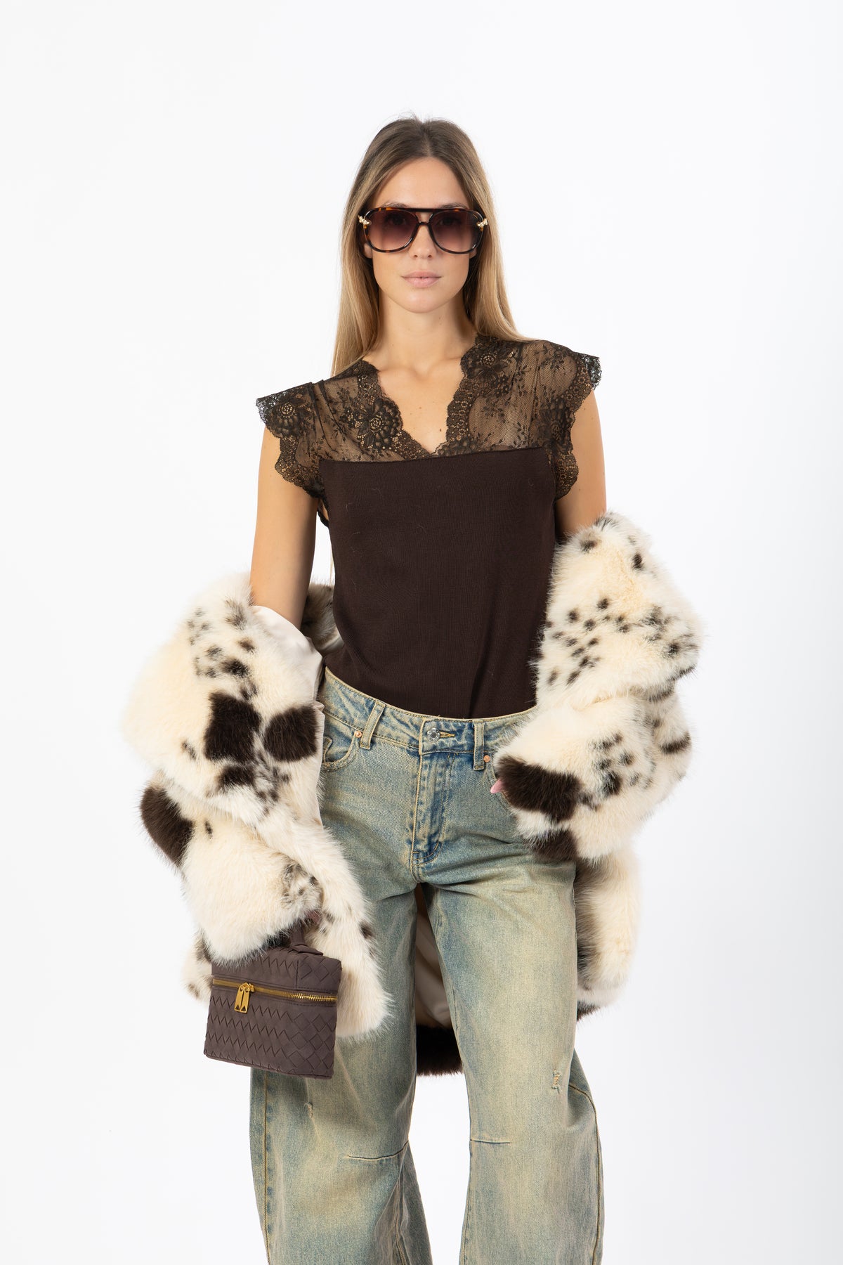 Top con pizzo
