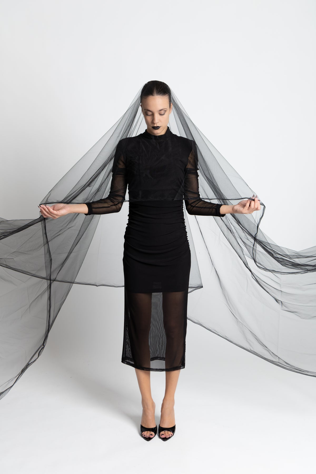 Abito lungo tulle nero