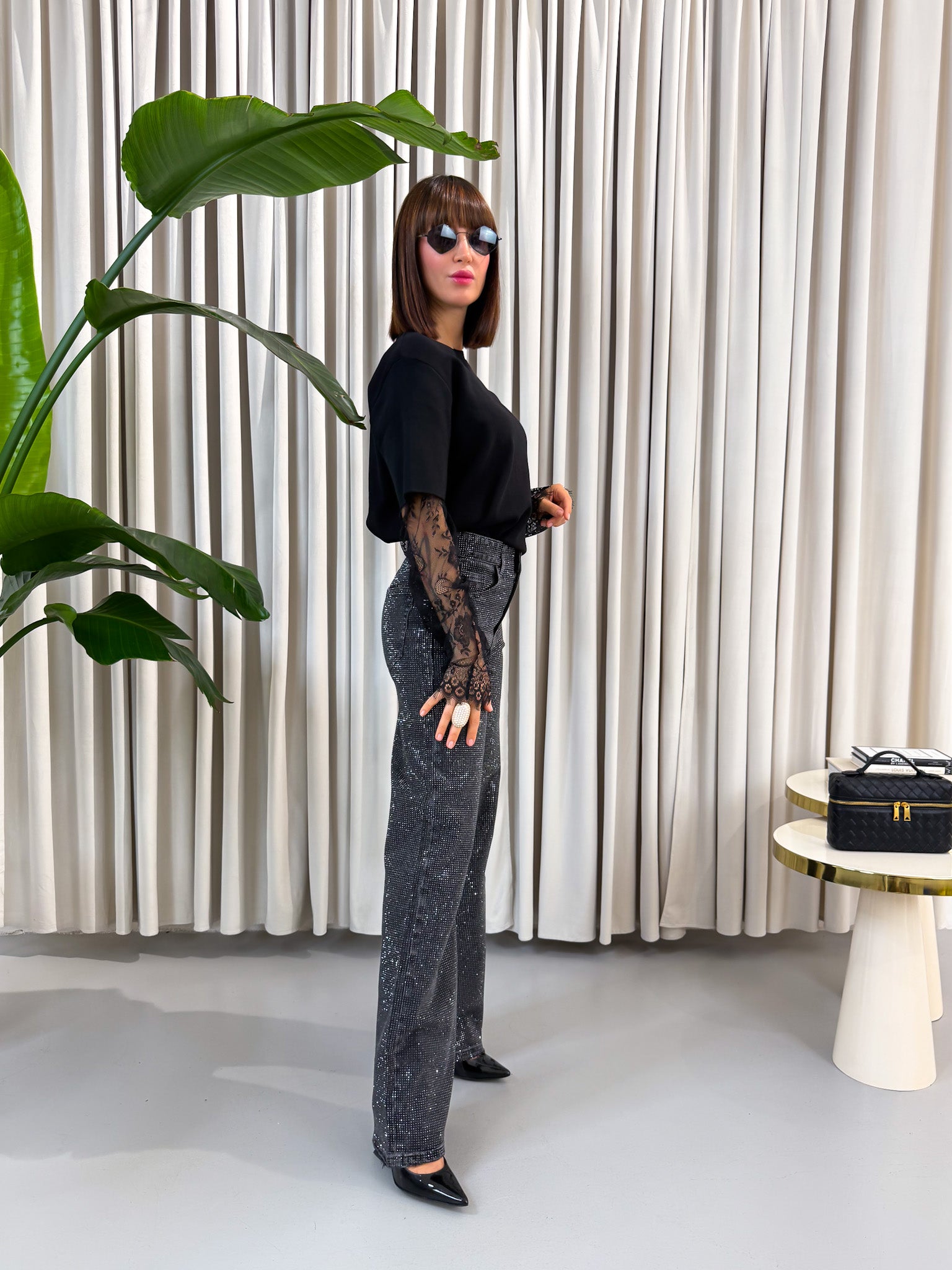Jeans nero con strass
