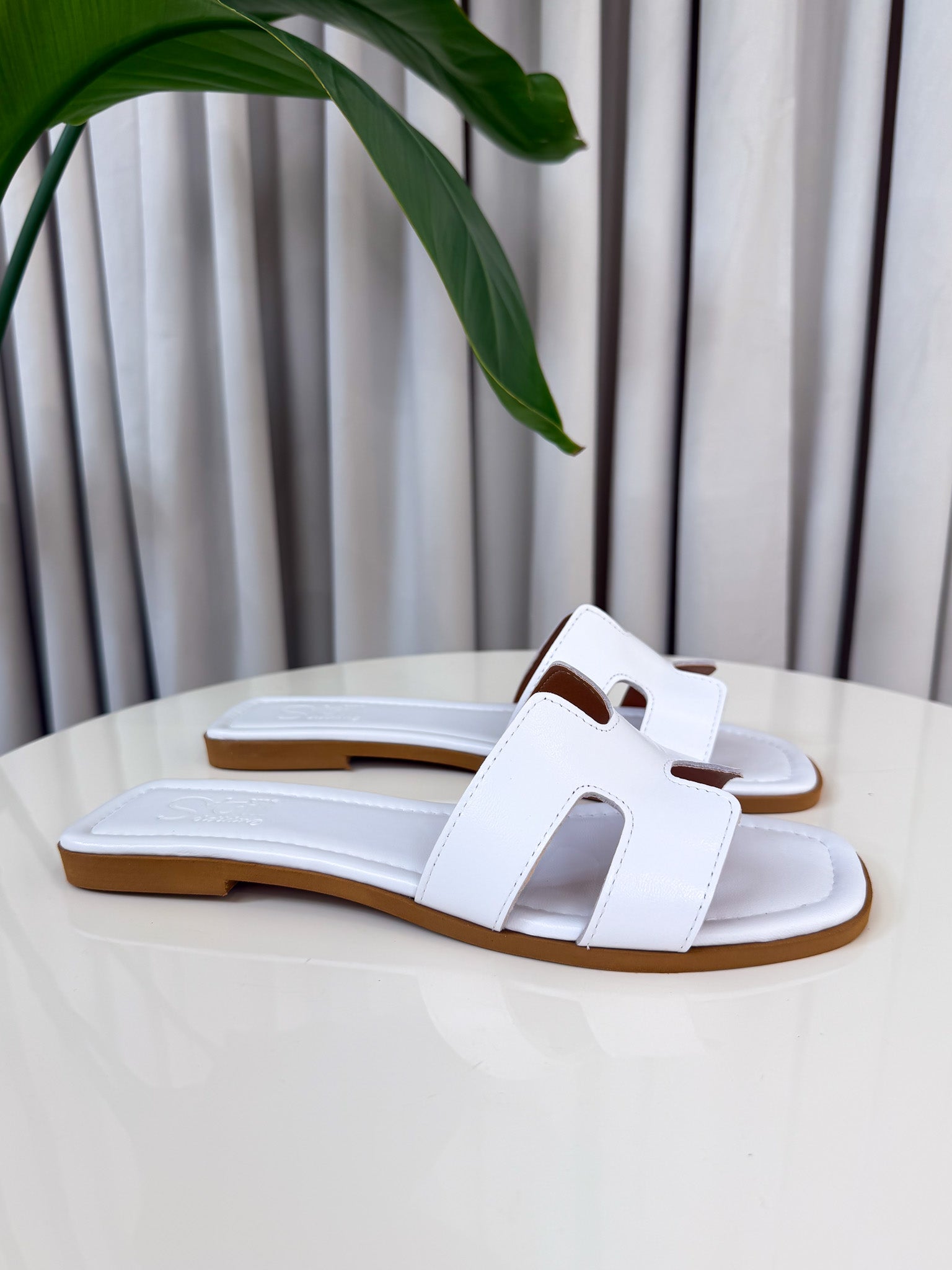 Ciabattina in pelle color bianco