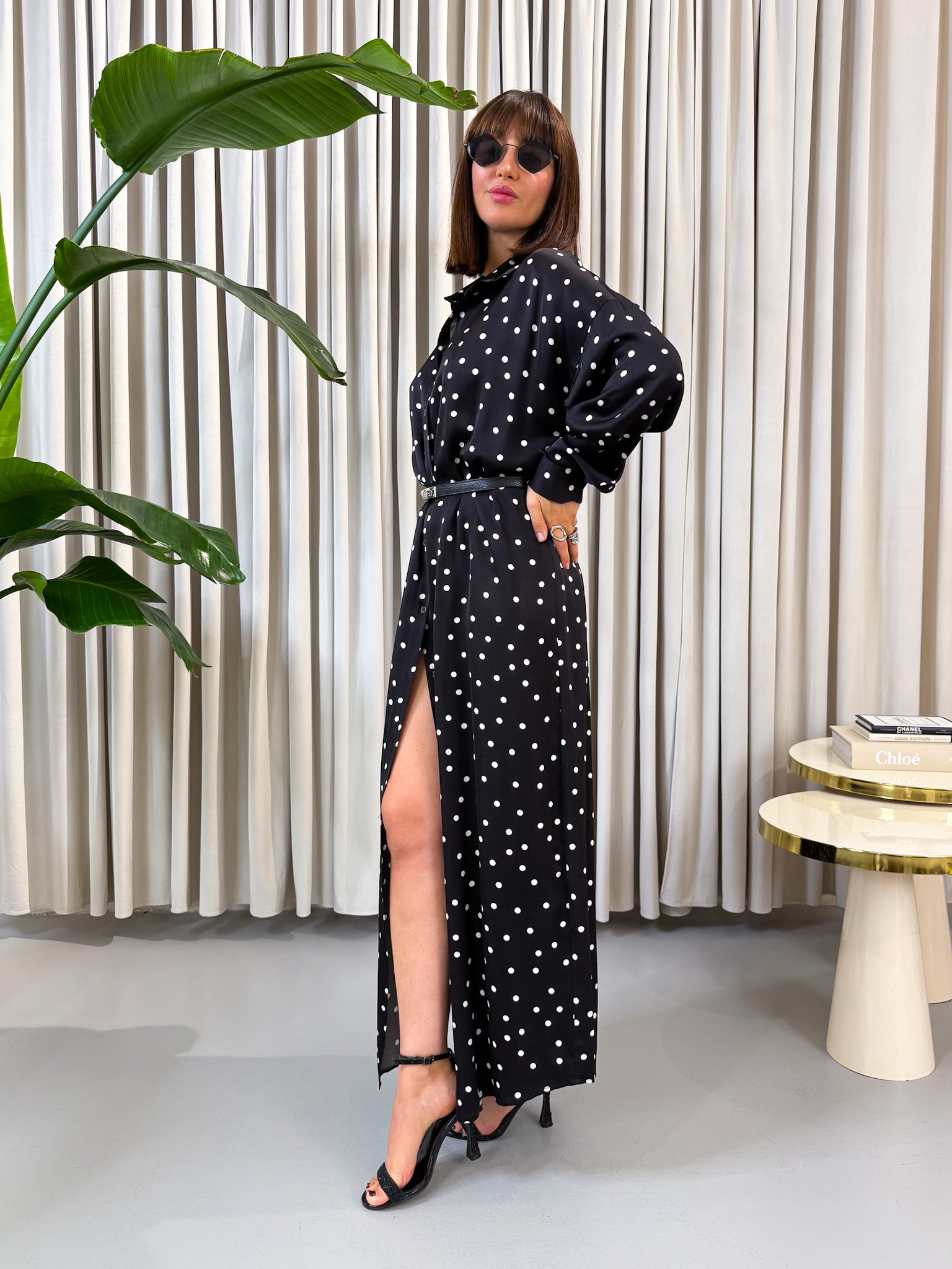 Chemisier nero con pois