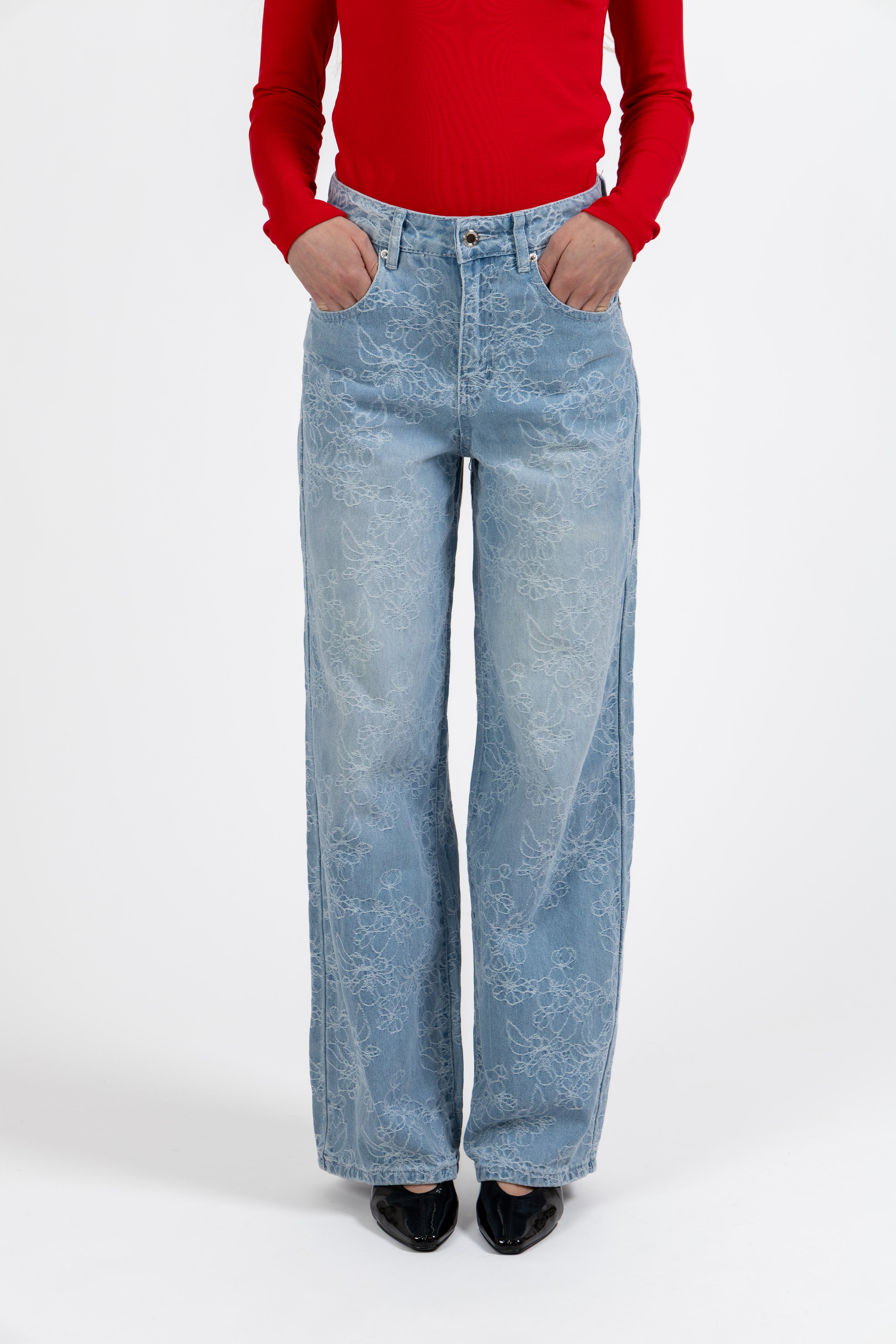 Jeans ricami