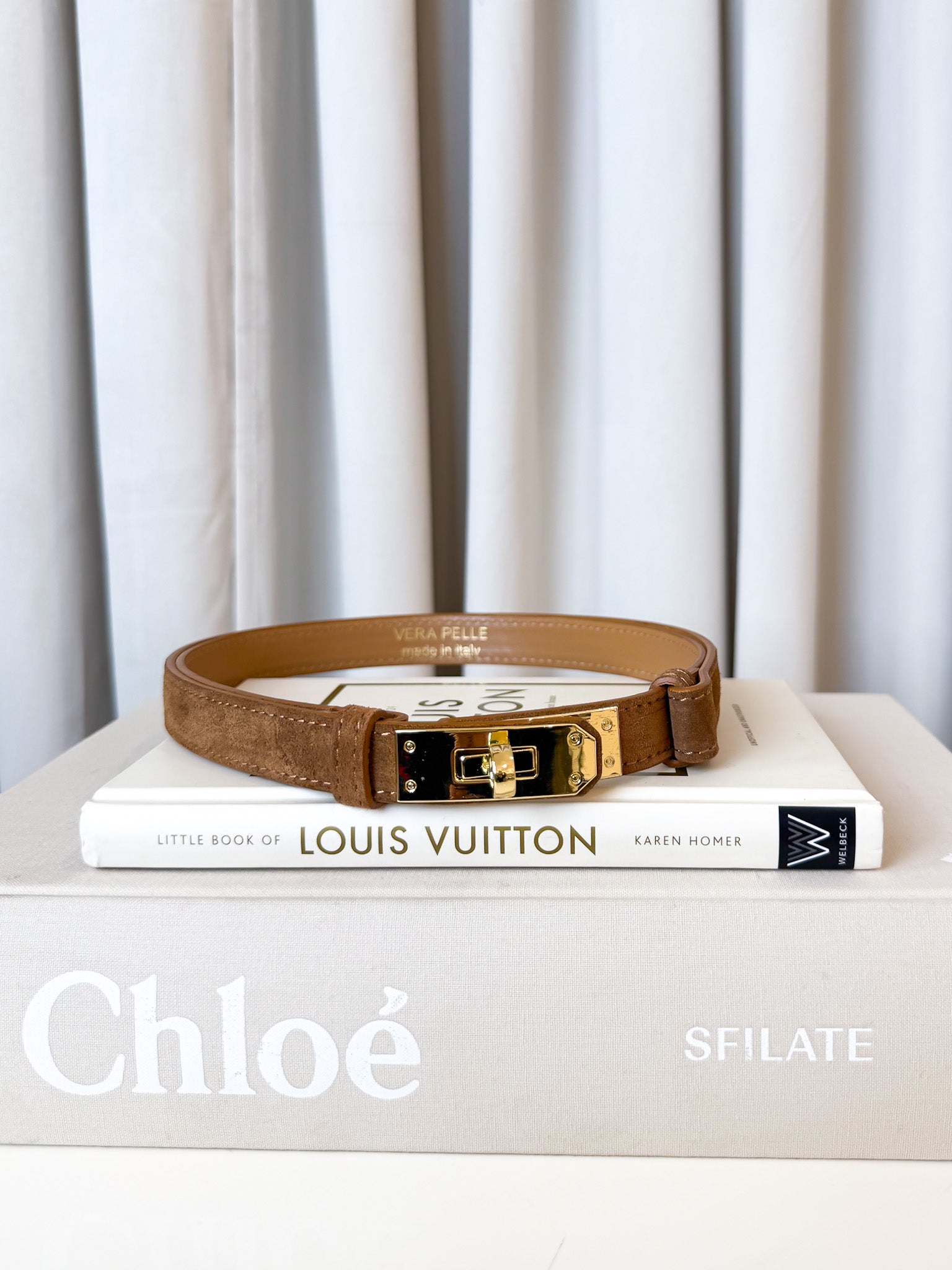 Cintura suede fibbia oro