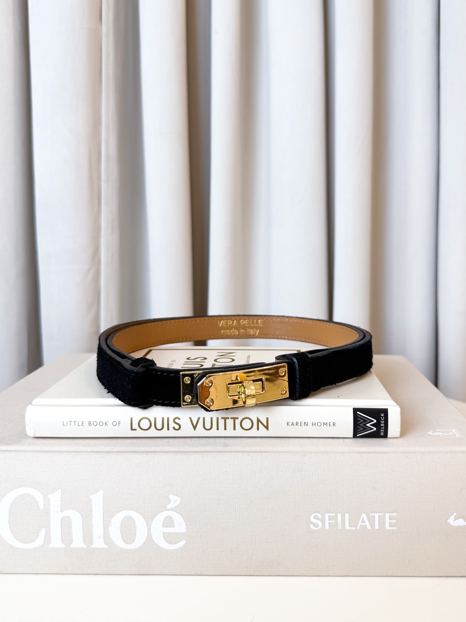 Cintura suede fibbia oro