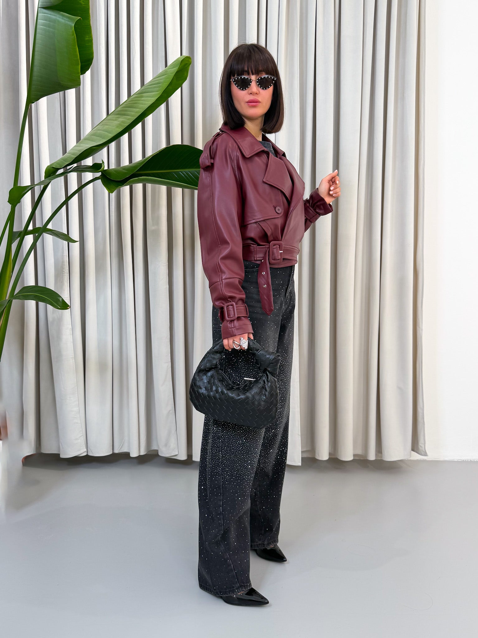 Jeans barrel nero con strass