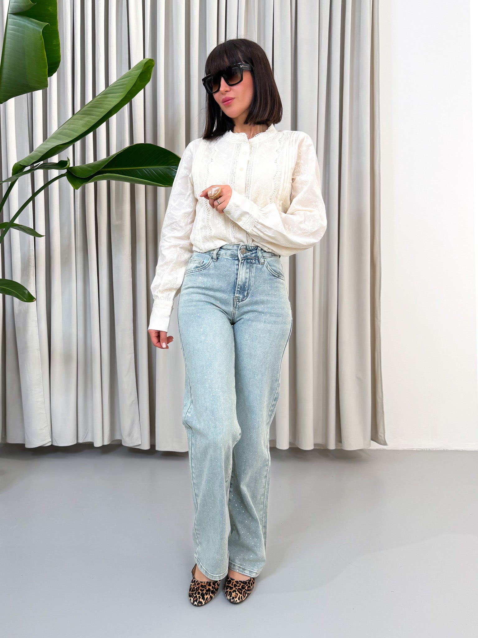 Jeans wide leg strass e rotture