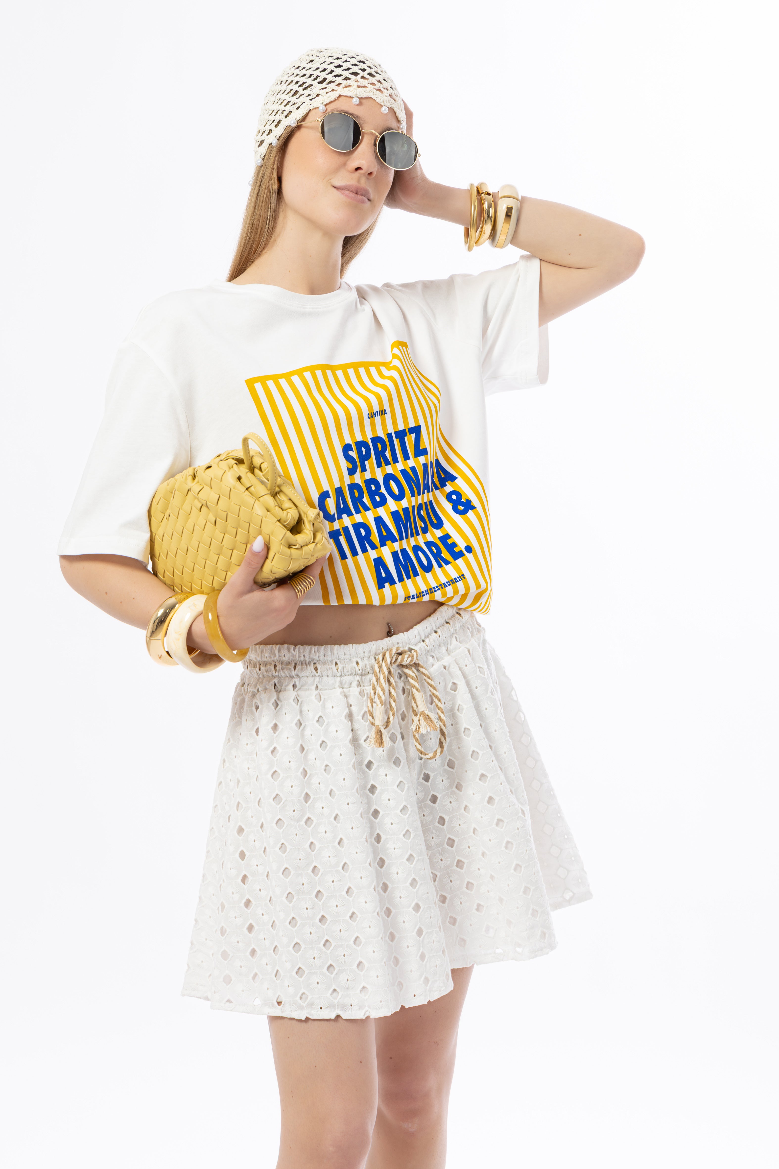 T-shirt over carbonara
