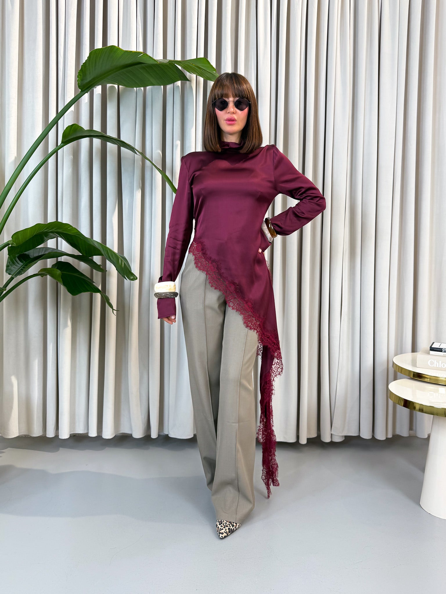 Pantalone a palazzo taupe