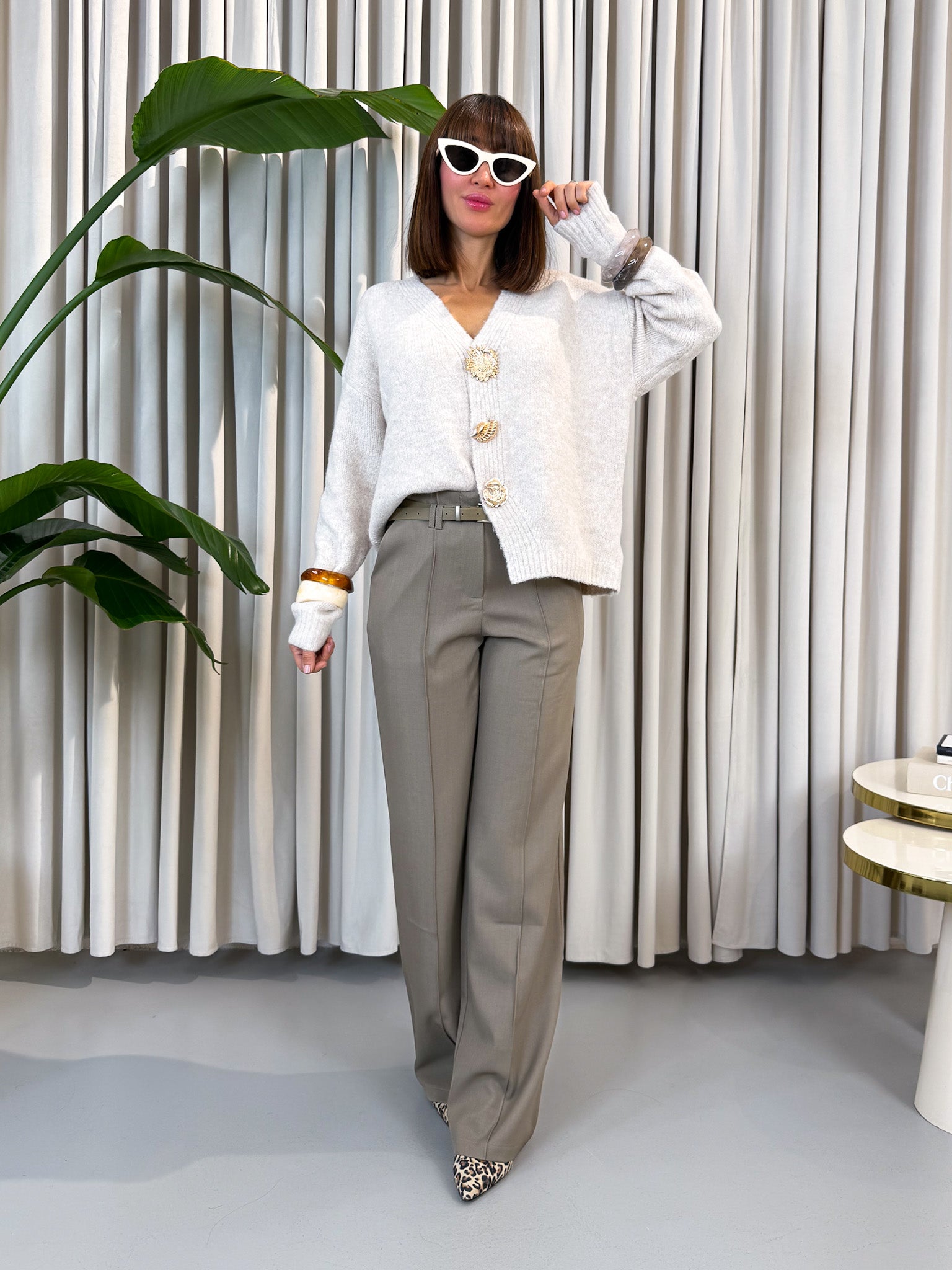 Pantalone a palazzo taupe