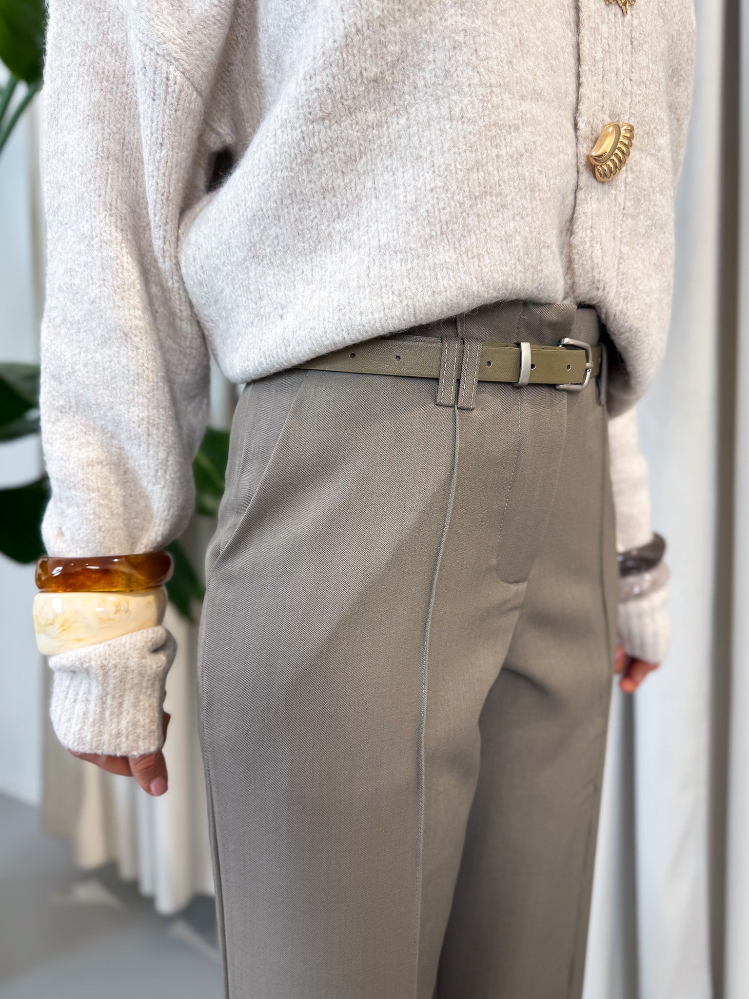 Pantalone a palazzo taupe