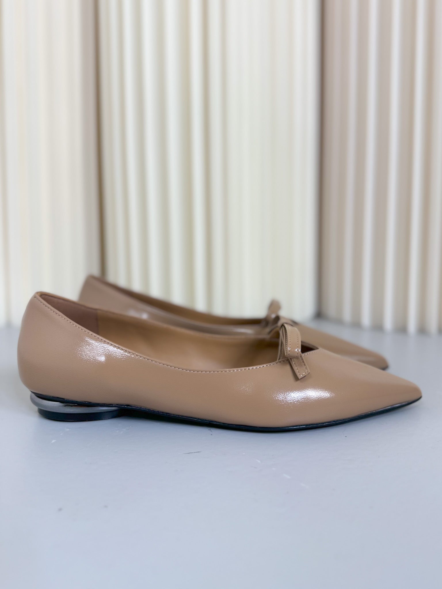 Ballerina con fiocco color beige