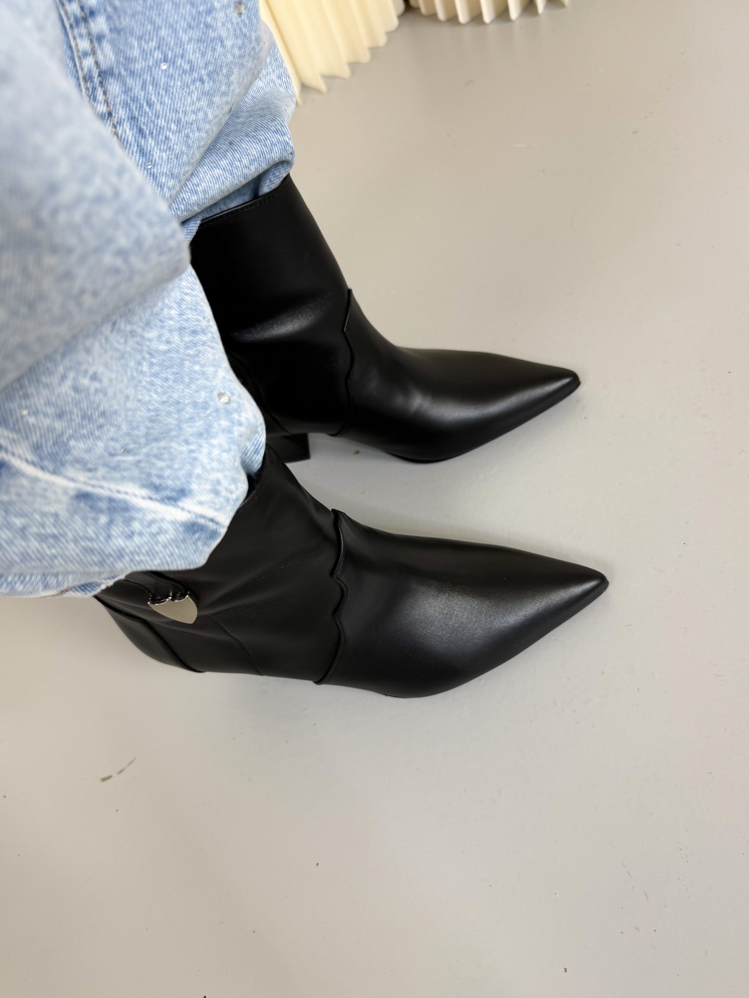 Texano midi color nero